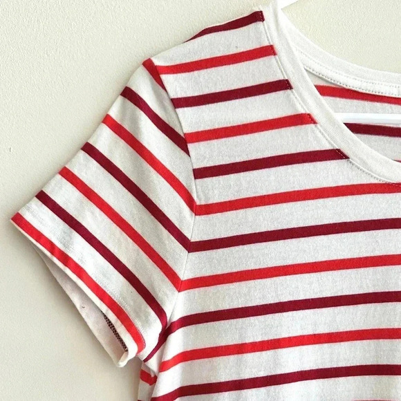 GAP Favorite T-Shirt, Women’s Red Maroon Striped Short Sleeve Shirt, Size Large - Picture 4 of 16